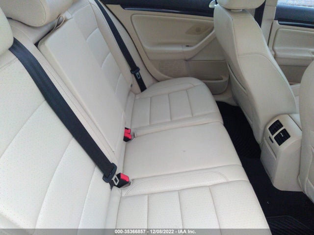 2013 VOLKSWAGEN JETTA SPORTWAGEN TDI W/SUNROOF VIN: 3VWML7AJ6DM605360