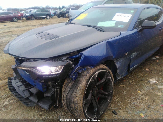 2021 Chevrolet Camaro, VIN: 1G1FE1R72M0137649