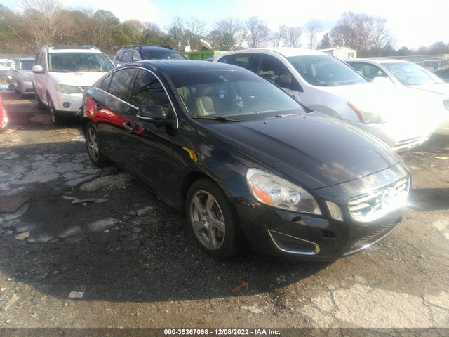 Volvo S60 T5 2012 YV1622FS7C2108398 Image 1