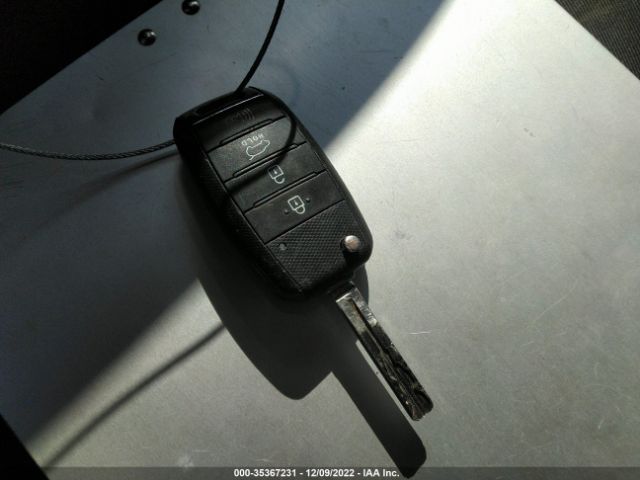 KNDJP3A53J7534579 KIA SOUL +