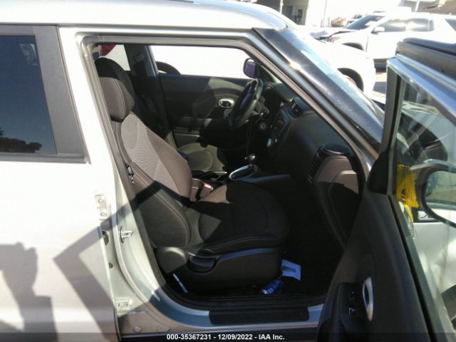 KNDJP3A53J7534579 KIA SOUL +