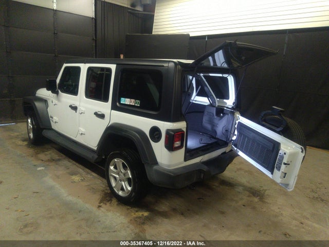 2018 Jeep Wrangler, VIN: 1C4HJXDG6JW137474