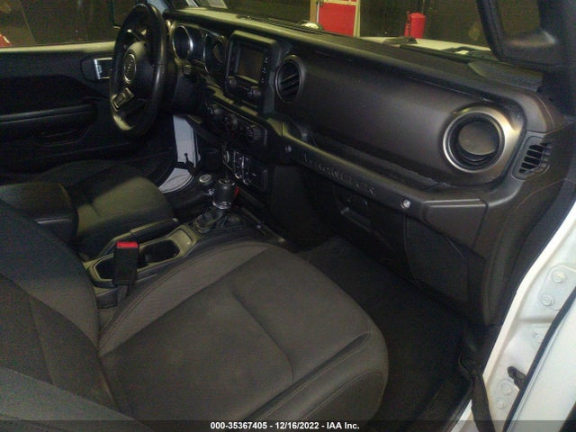 2018 Jeep Wrangler, VIN: 1C4HJXDG6JW137474