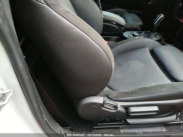 2022 Mini Roadster, VIN: WMW43DL07N3N56532