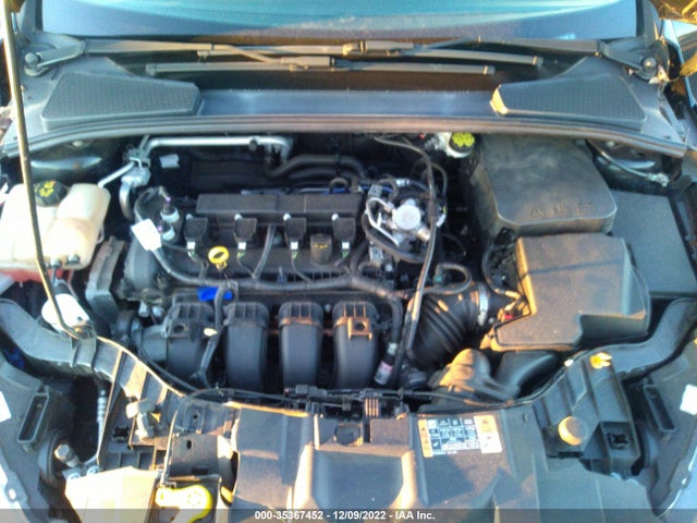 2016 Ford Focus, VIN: 1FADP3F29GL401360