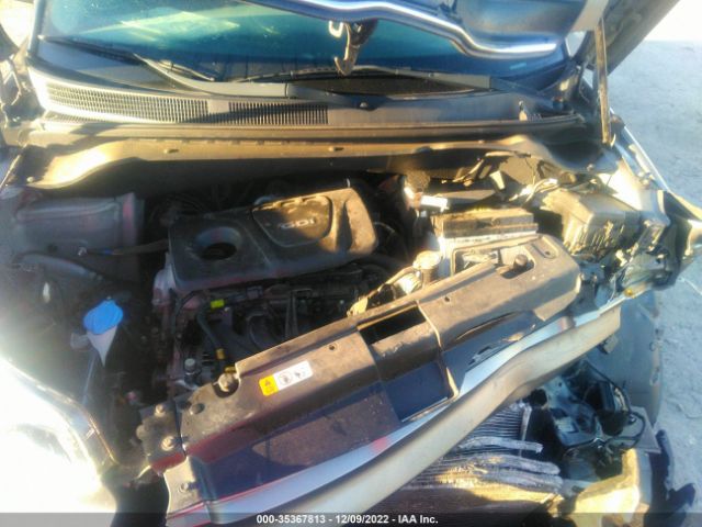 KNDJN2A29J7568337 KIA Soul Base