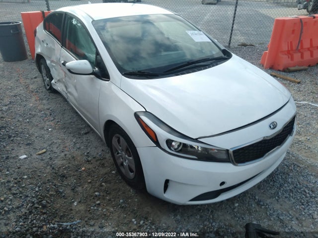 2017 Kia Forte, VIN: 3KPFK4A77HE126933