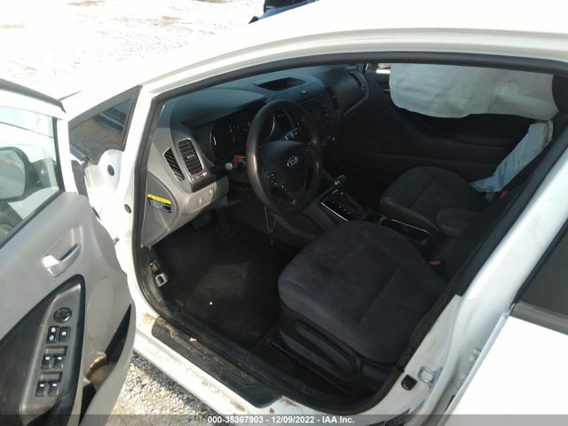 2017 Kia Forte, VIN: 3KPFK4A77HE126933