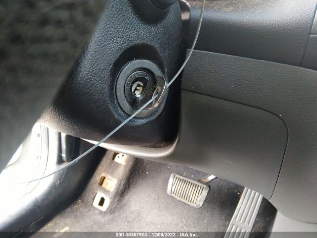 3KPFK4A77HE126933 KIA FORTE LX