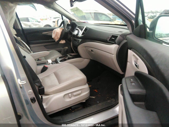 2017 Honda Pilot, VIN: 5FNYF5H6XHB033060