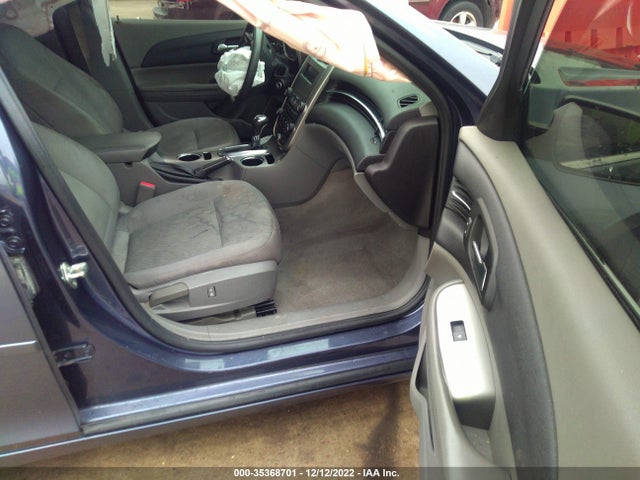 Chevrolet lkw 2015 1G11B5SL6FF332851 Image 16
