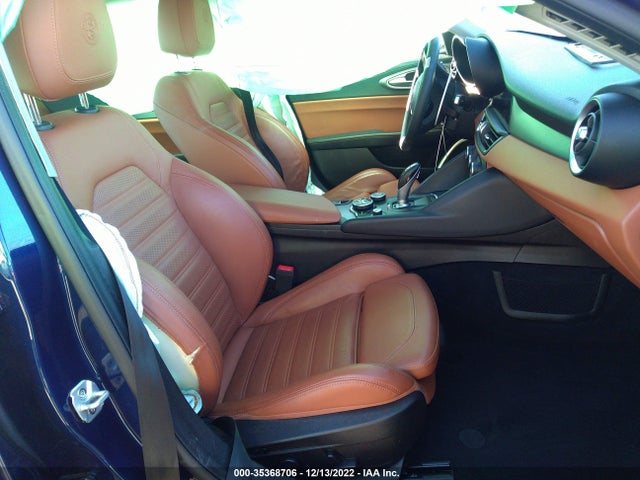 ZARFAECN0J7594762 Alfa Romeo Giulia Ti Sport