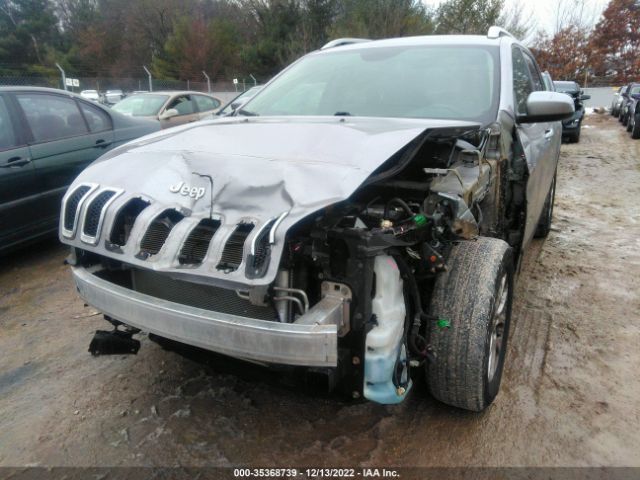 1C4PJMCX2JD532131 Jeep Cherokee Latitude