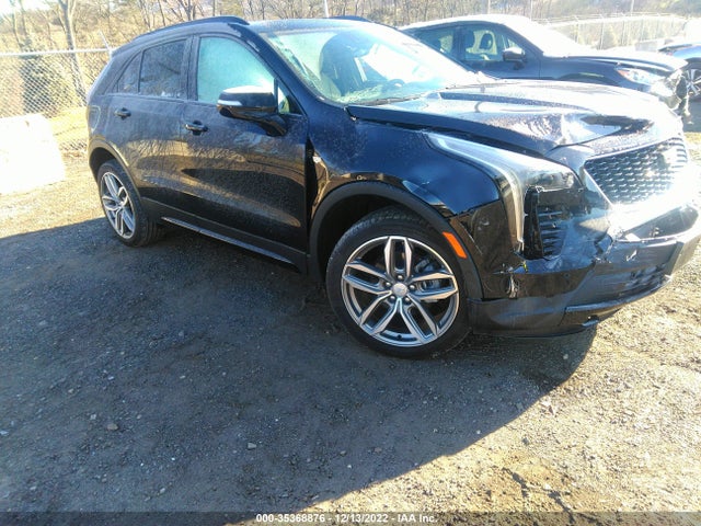2022 Cadillac XT4, VIN: 1GYFZFR48NF131765