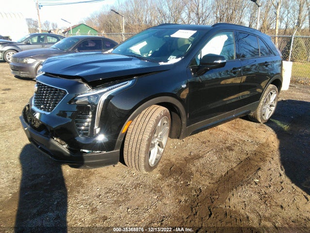 2022 Cadillac XT4, VIN: 1GYFZFR48NF131765