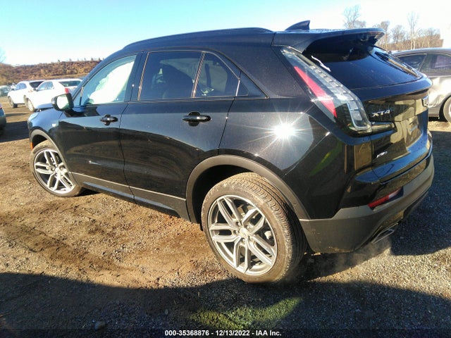 2022 Cadillac XT4, VIN: 1GYFZFR48NF131765