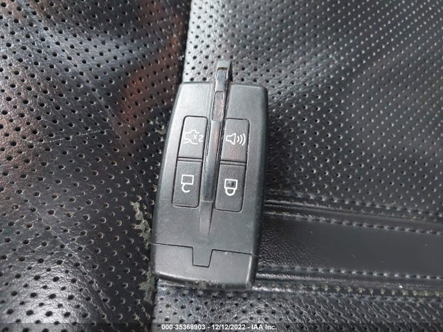 Lincoln MKS 2012 1LNHL9DR2CG805870 Image 3