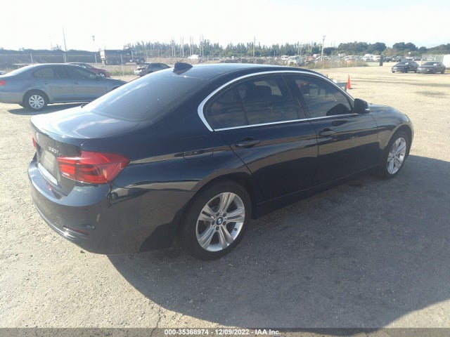 2017 BMW 3 Series, VIN: WBA8B9G5XHNU09699
