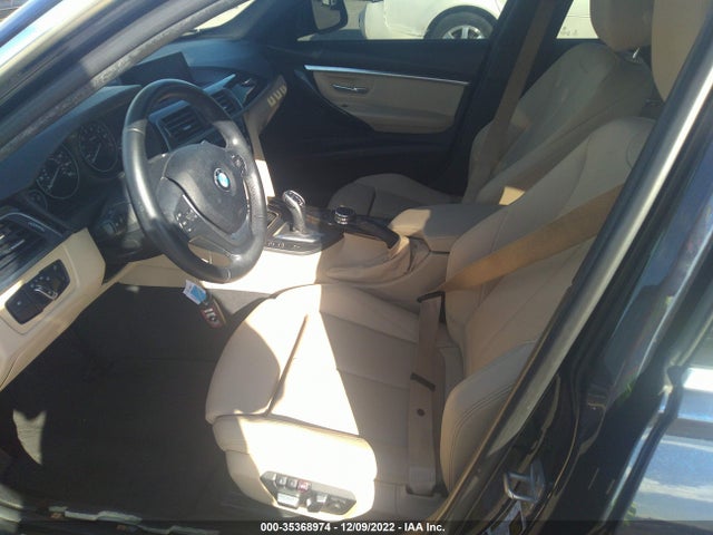 2017 BMW 3 Series, VIN: WBA8B9G5XHNU09699