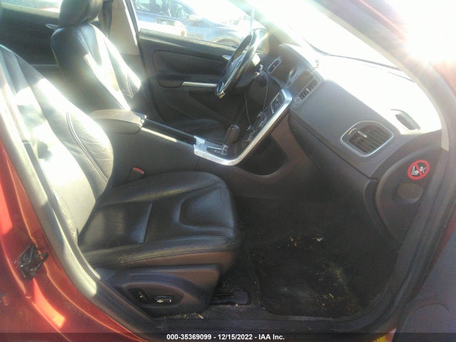 Volvo S60 T5 2012 YV1622FS2C2043945 Image 6