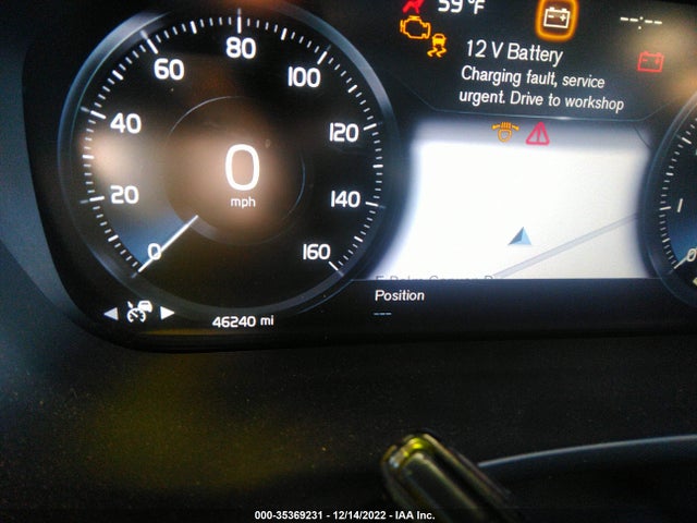 2018 Volvo XC60, VIN: LYVA22RM4JB110697