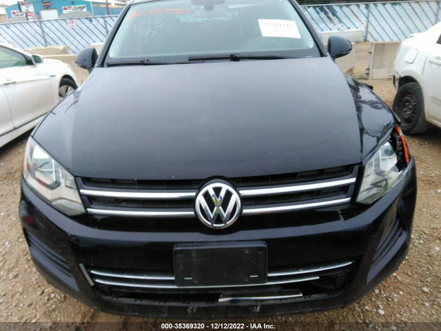 WVGEF9BP2CD007236 Volkswagen Touareg Sport