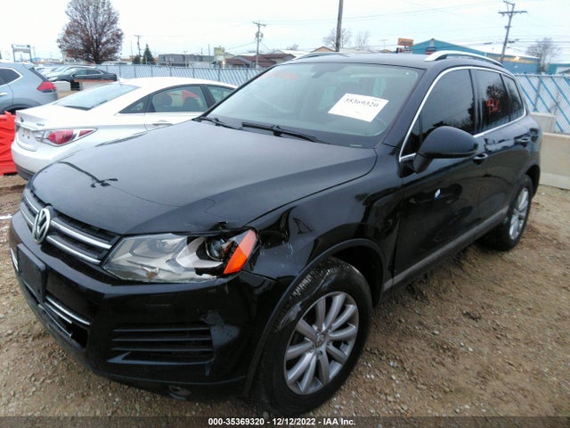 WVGEF9BP2CD007236 Volkswagen Touareg Sport