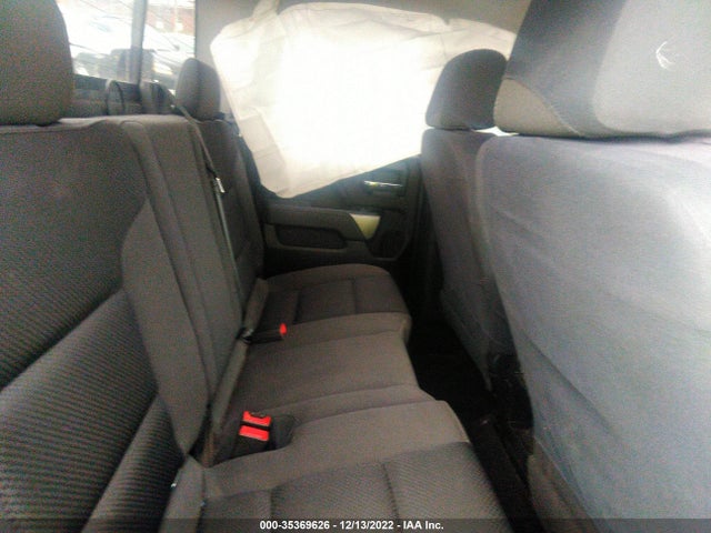 2017 Ram 1500, VIN: 3C6RR6LT3HG563807