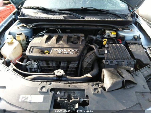 1C3CCBAB4EN141622 Chrysler 200 LX