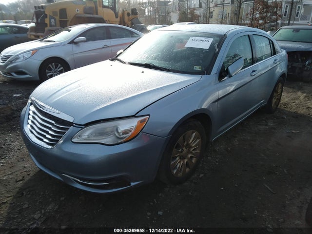 1C3CCBAB4EN141622 Chrysler 200 LX