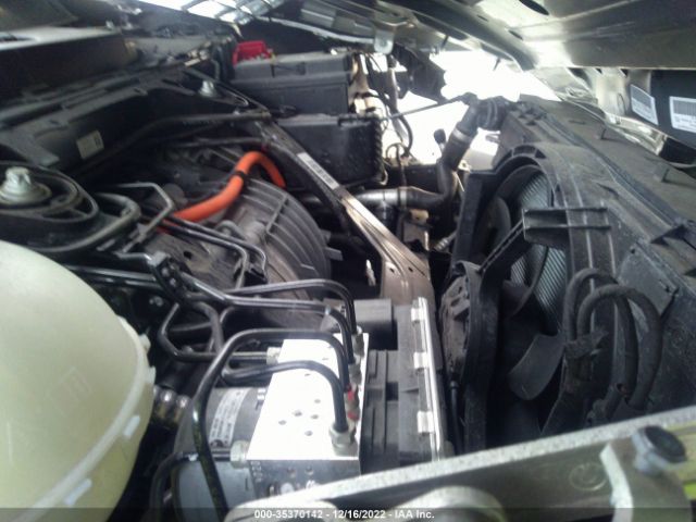 WBY2Z2C56FV391618 BMW I8