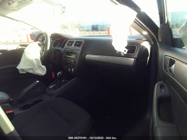 2015 VOLKSWAGEN JETTA SEDAN 1.8T SE VIN: 3VWD17AJ5FM319945