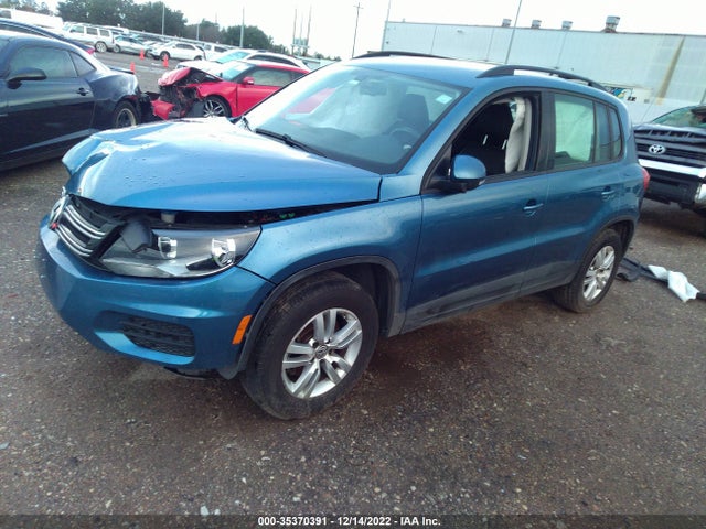 WVGAV7AXXHK031195 Volkswagen TIGUAN