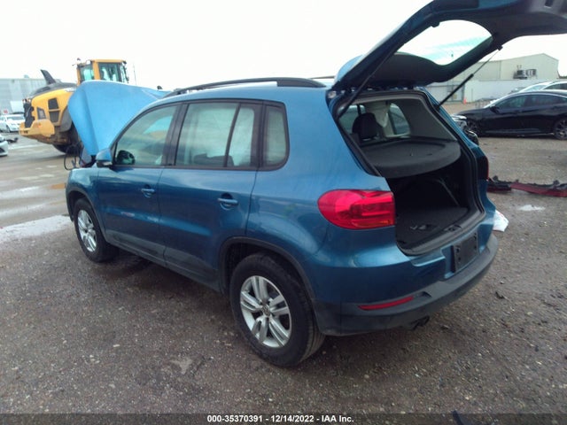 WVGAV7AXXHK031195 Volkswagen TIGUAN