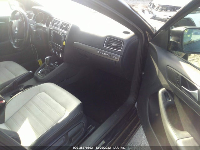 3VWD17AJ9GM370740 Volkswagen Jetta Sedan 1.8t Sport