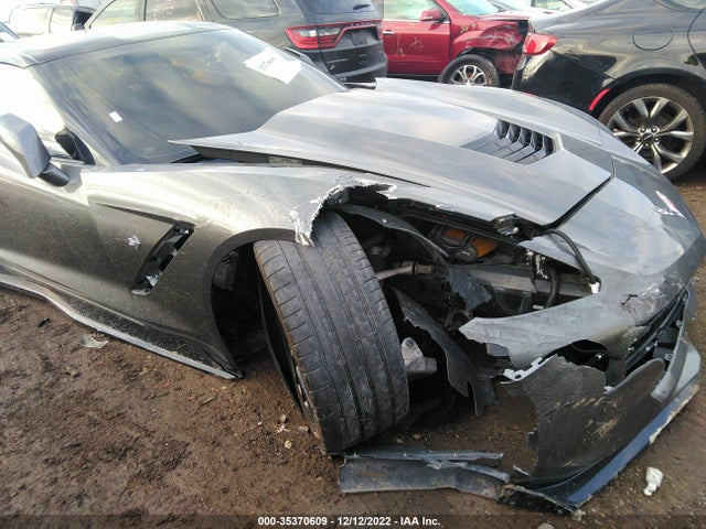 2015 Chevrolet Corvette, VIN: 1G1YD2D74F5105946
