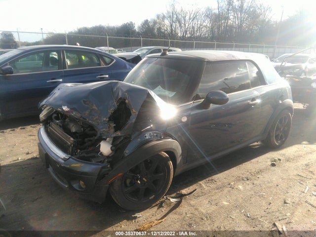Mini COOPER CONVERTIBLE 2010 WMWMR3C5XATZ19369 Image 2
