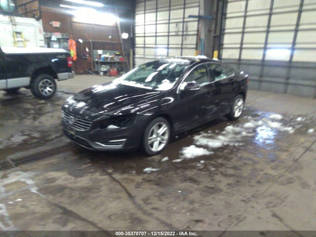 Volvo S60 T5 Premier Plus 2015 YV1612TC9F1308967 Image 2