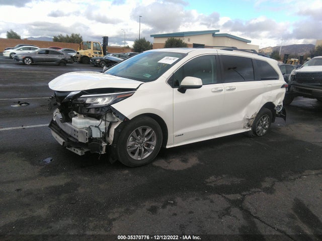 2021 Toyota Sienna, VIN: 5TDJRKEC6MS014805