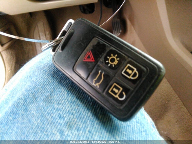 YV4BZ982081039103 Volvo XC70