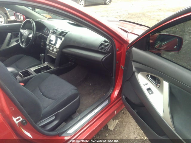2011 TOYOTA CAMRY SE VIN: 4T1BF3EK2BU138634