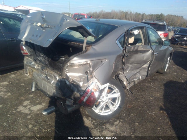 2014 NISSAN ALTIMA 2.5 SV VIN: 1N4AL3AP3EN235159