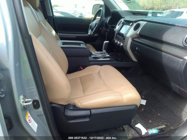 2018 Toyota Tundra, VIN: 5TFUY5F11JX758350