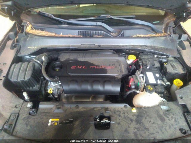 3C4NJCBBXJT241068 Jeep Compass Latitude