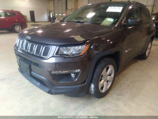 3C4NJCBBXJT241068 Jeep Compass Latitude
