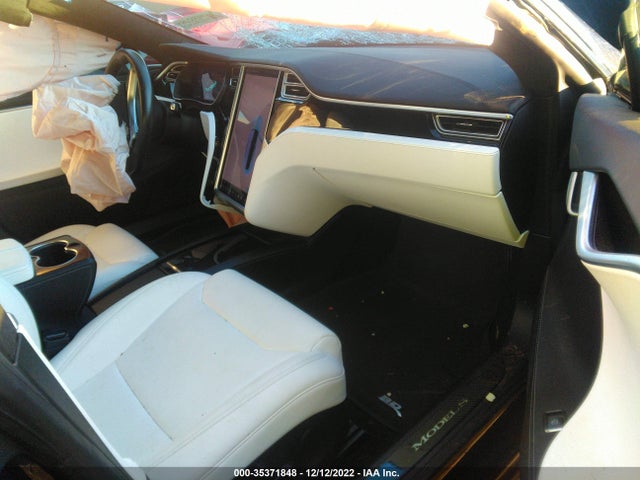 2017 Tesla Model S, VIN: 5YJSA1E1XHF210924