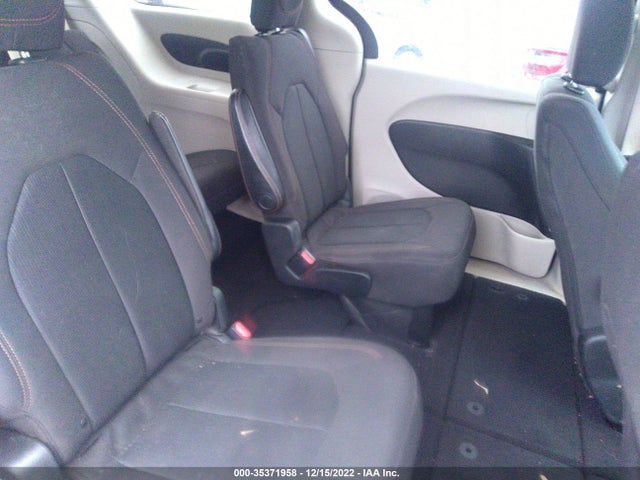 Chrysler Pacifica Touring 2017 2C4RC1DG5HR570766 Image 9