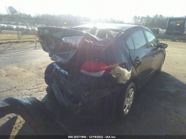 3KPFK4A74HE014302 KIA FORTE LX