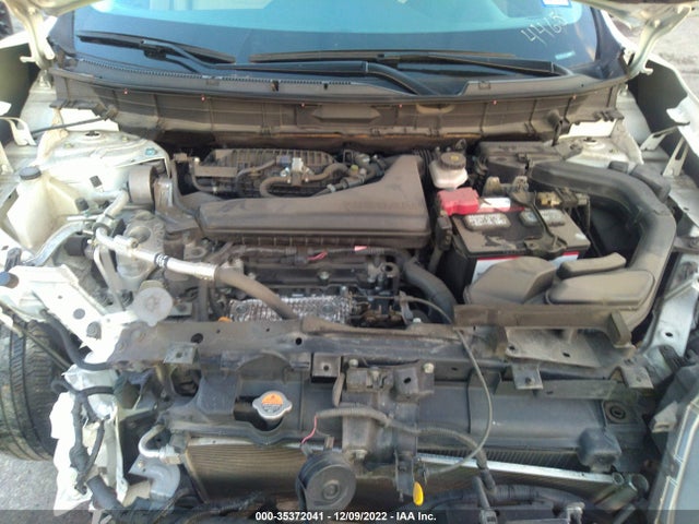 Nissan ROGUE SV 2018 5N1AT2MT8JC714465 Image 11