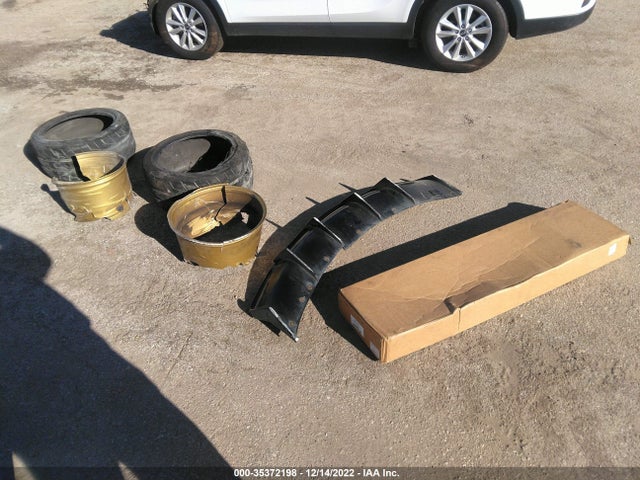 Tesla Model 3 Long Range 2018 5YJ3E1EBXJF151493 Image 4